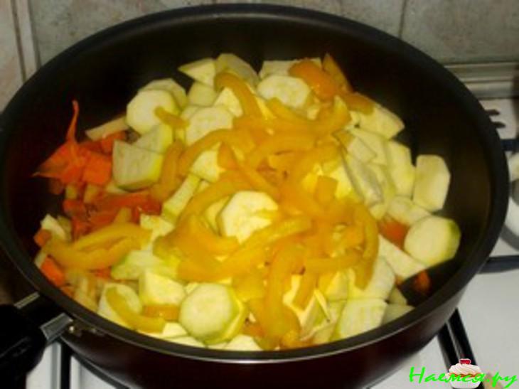 Соте из кабачков с имбирем (вариант для поста)