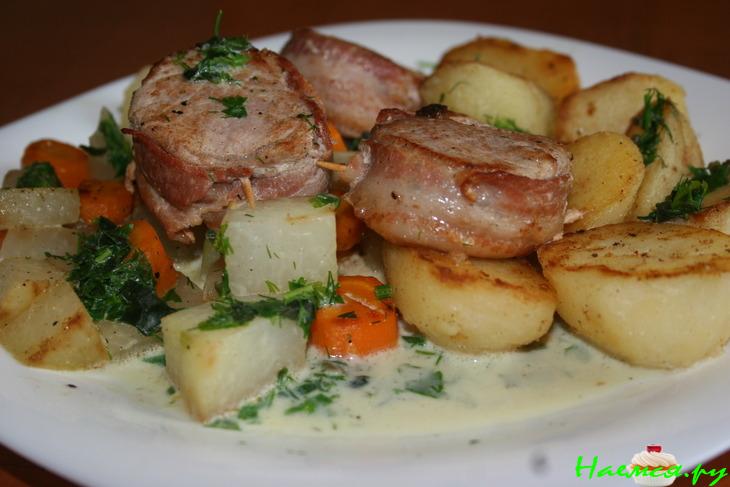 Медальоны в мундире Медальоны в мундире