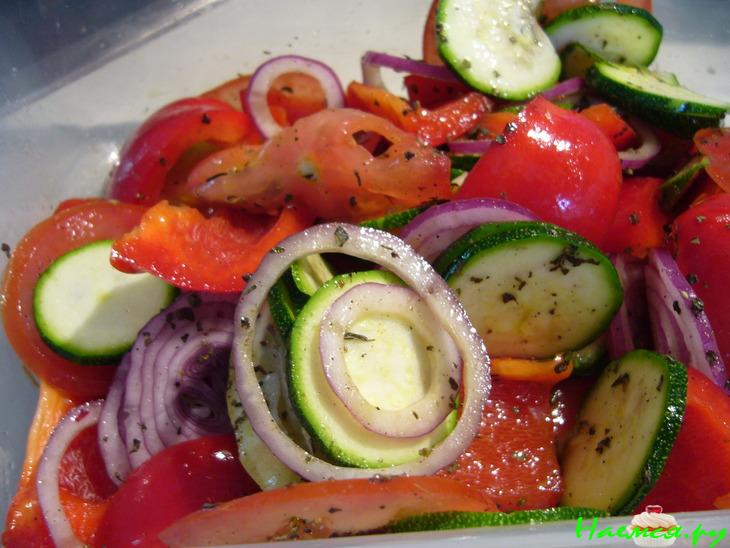 Шашлычки ассорти (рыбные, мясные, овощные)