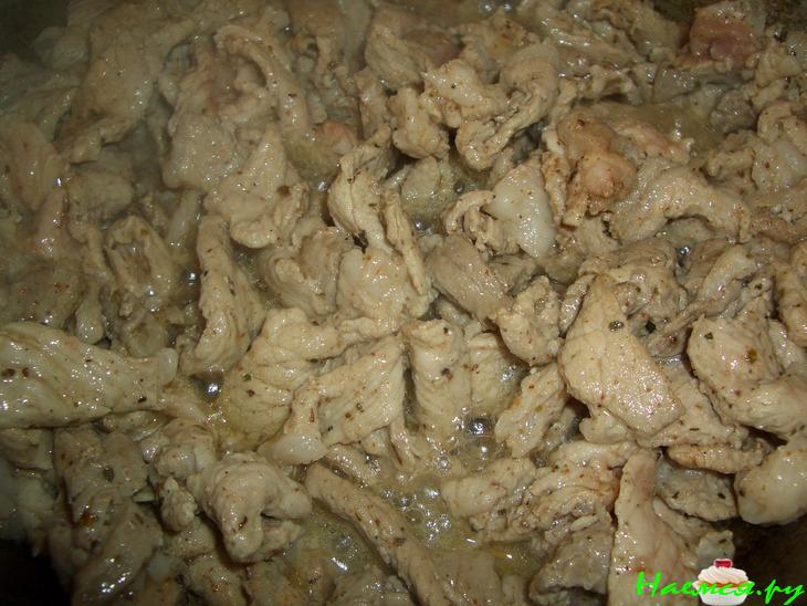 Запеканка из макарон со свининой