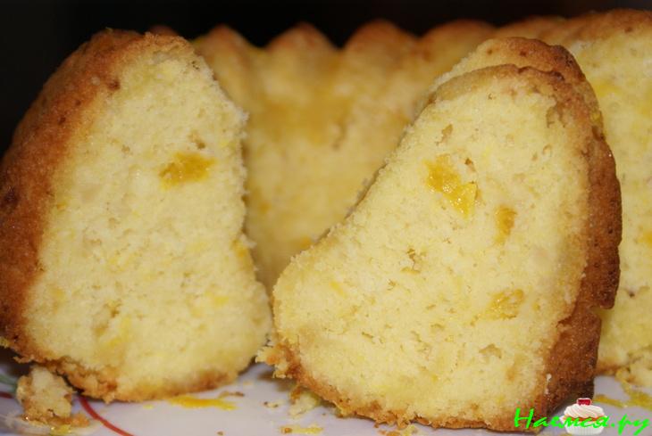 Кекс с апельсинами, орехами и пропиткой