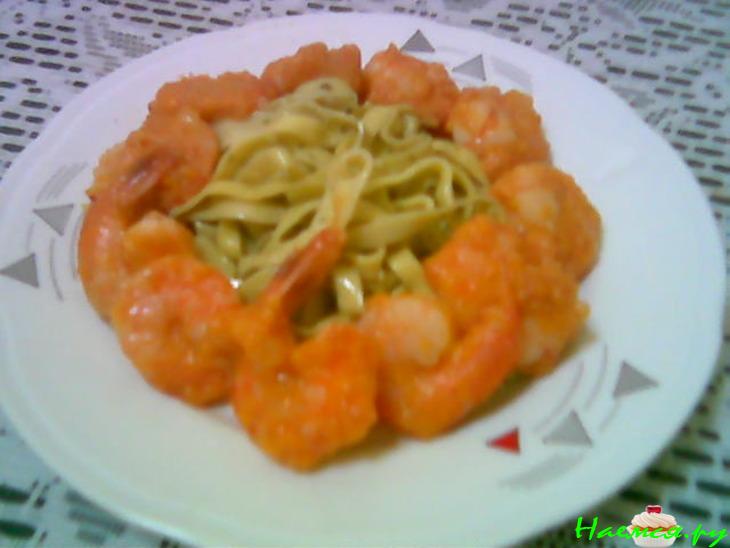 Креветки в изящном томатном соусе Креветки в изящном томатном соусе