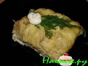 Мясная запеканка с яблоками и сыром