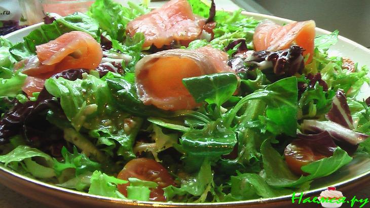 Салат с балыком