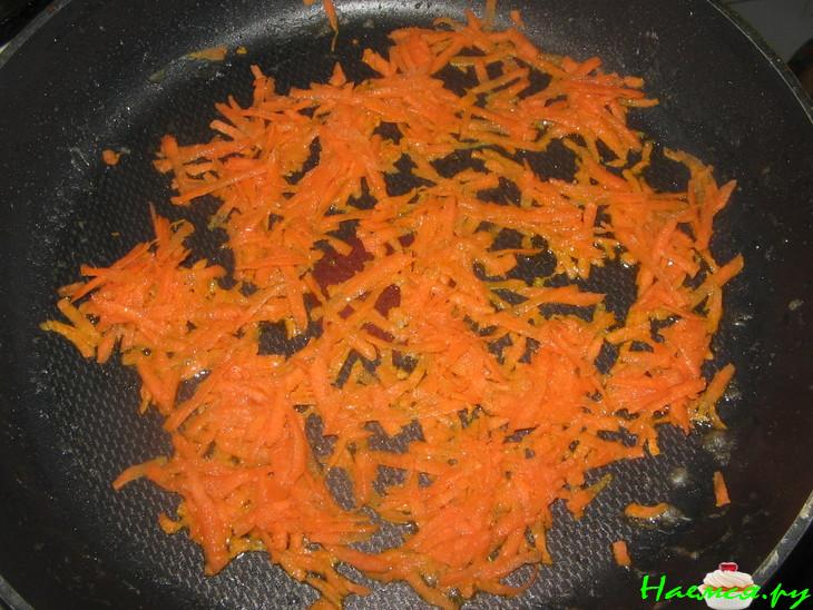 Жаркое в горшочке из куриных желудочков