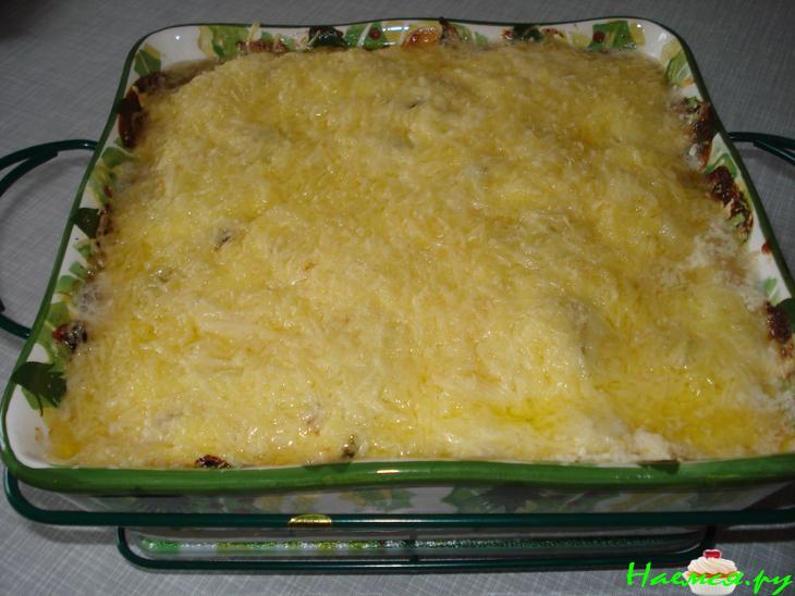 Курица под грибной шапкой