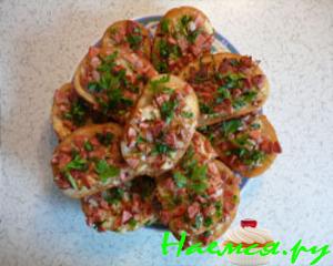 Быстрая пицца с сосистками