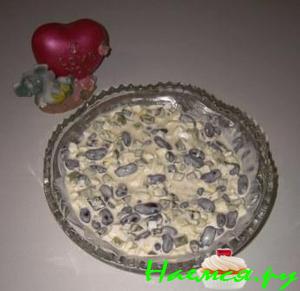 Салат "Бюджетный" с фасолью