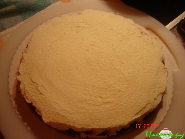 Торт "Малинка" со сливочным кремом