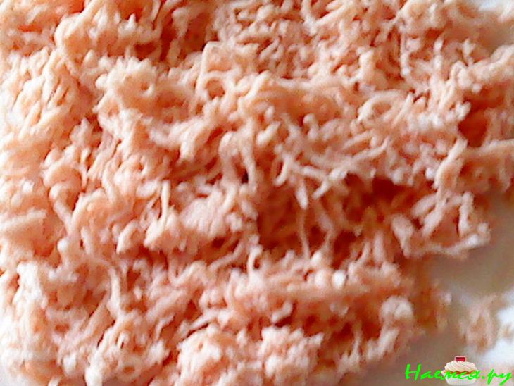 Рулетик с колбасой