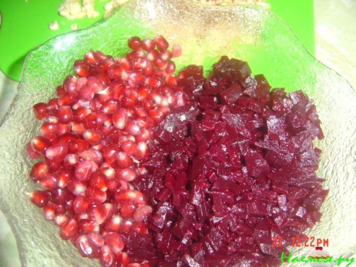 Салат гранатовый