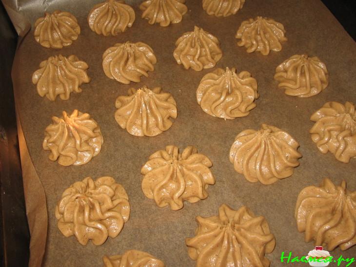 Печенье кофейное в шоколадной глазури