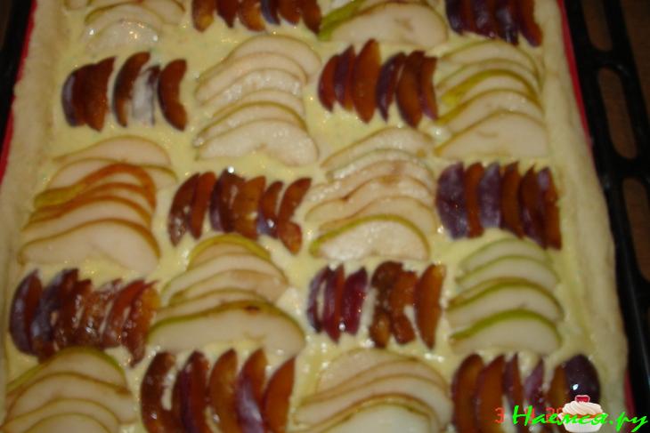 Сливово-грушевый пирог