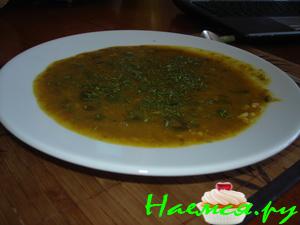 Пряный непальский чечевичный суп