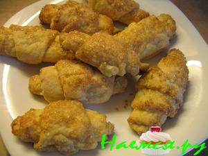 Творожные сахарные рогалики