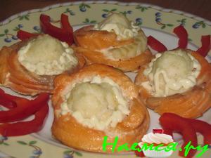 Завитки из красной и белой рыбы Завитки из красной и белой рыбы