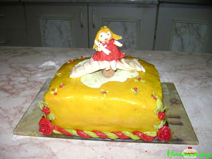 Торт вишнёвый "Кукла Даша"