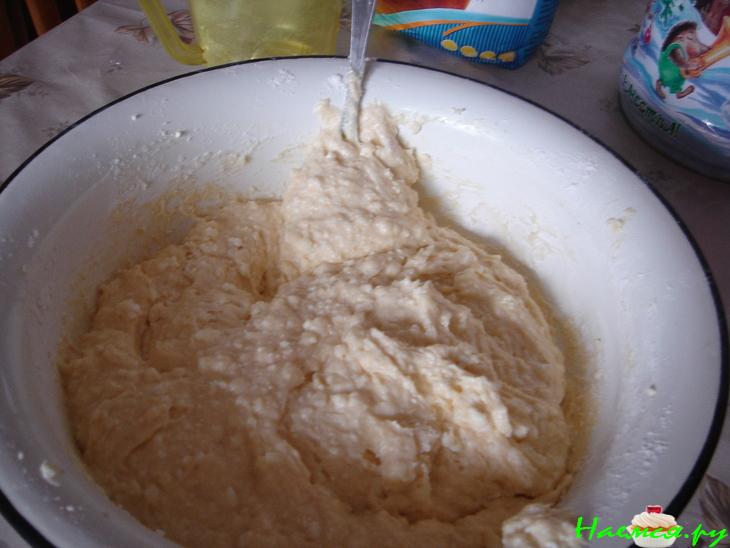 Творожно-абрикосовый пирог с черешней