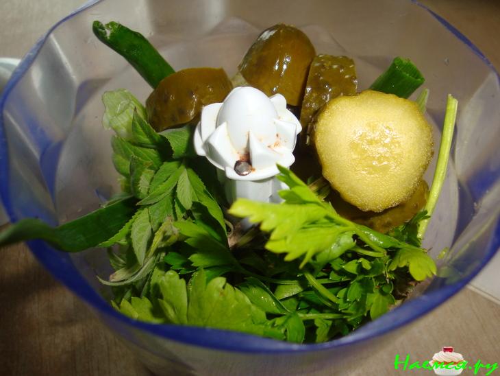 Картофель с Сальса-верде на гарнир