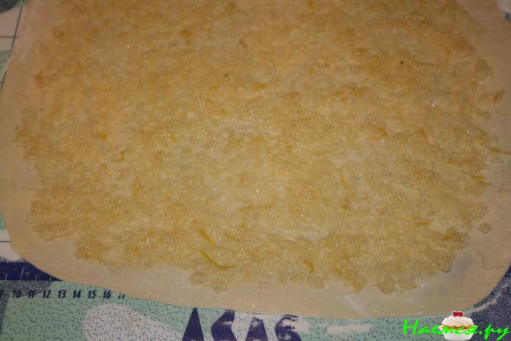 Банница с кокосово-медовой начинкой