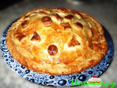 Курник из слоеного теста