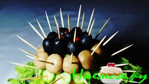 Для украшения стола