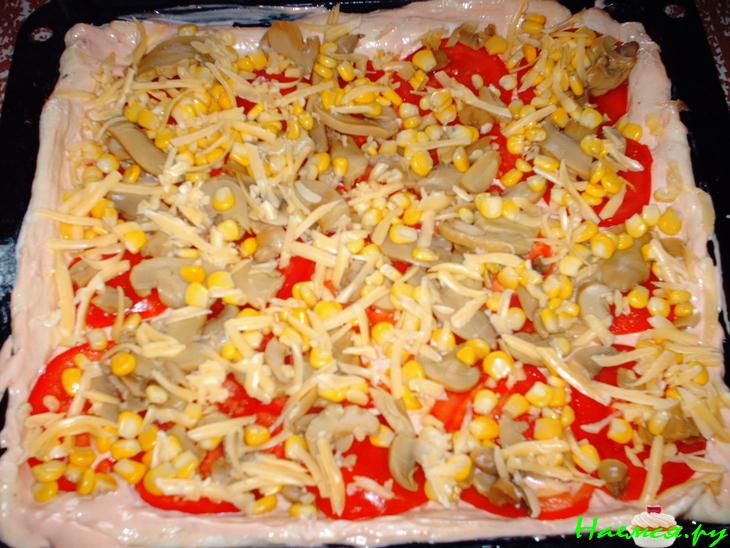 Пицца с маринованными грибами Пицца с маринованными грибами