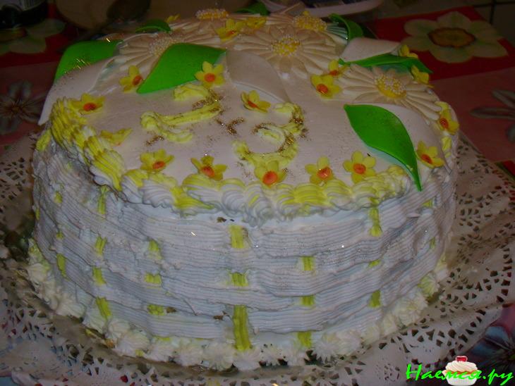 День-рожденный торт 'Ромашкин'