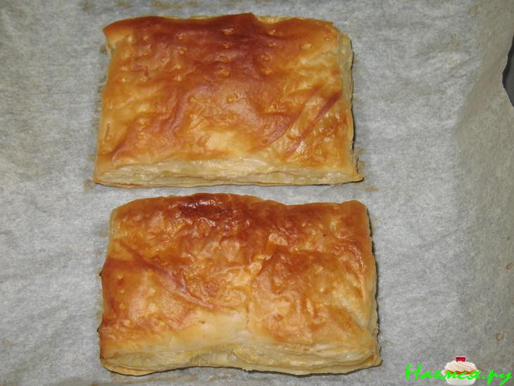 Слоеные пирожные с малиной и рикоттой Слоеные пирожные с малиной и рикоттой