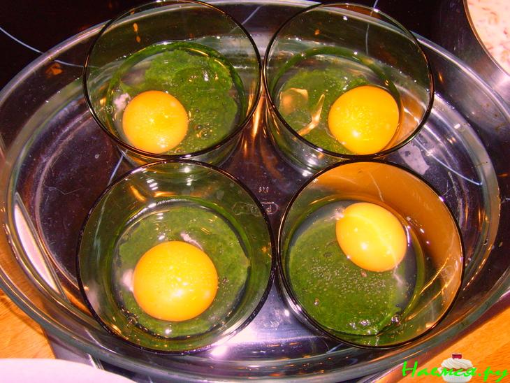 Веррины со шпинатом, яйцом и беконом