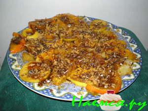 Фрукты с медом и белым вином