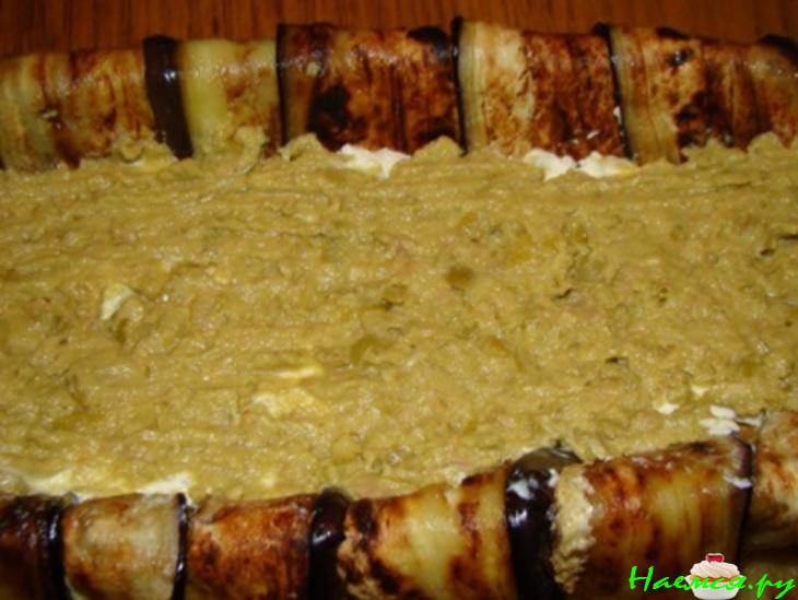 Баклажанный рулет с сырным паштетом