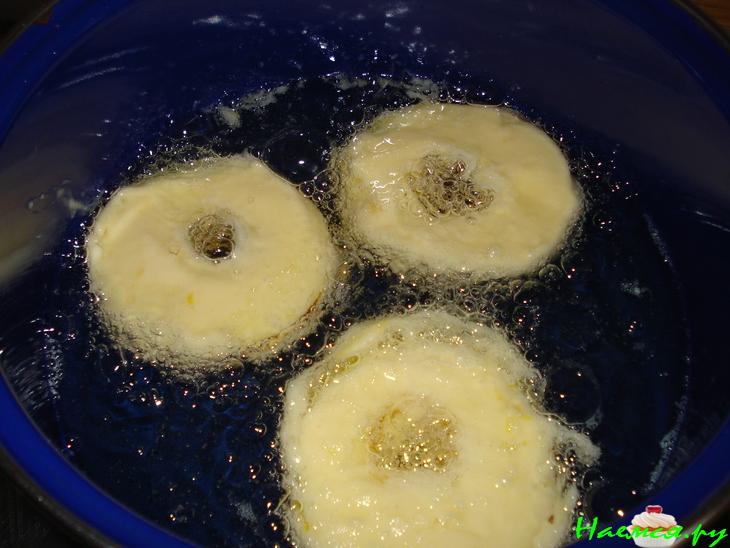 Пончики с яблоками