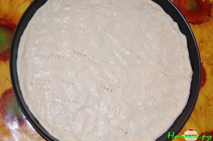 Пицца с охотничьими колбасками