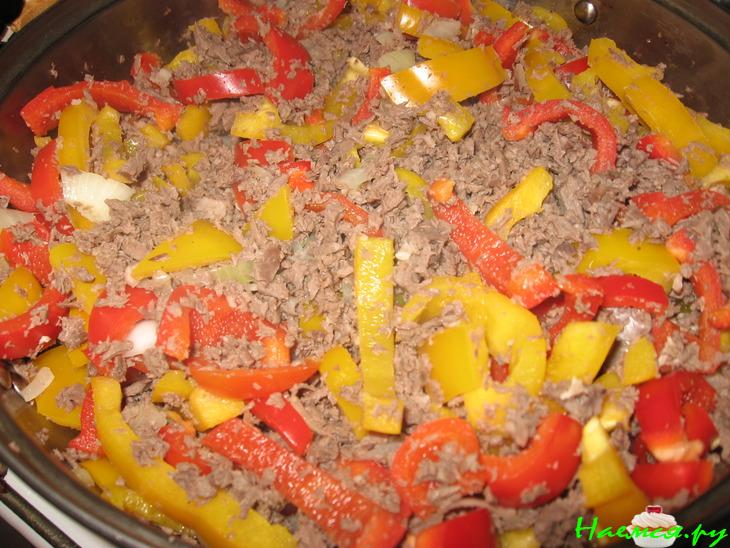 Пирог с перцем и свиным сердцем