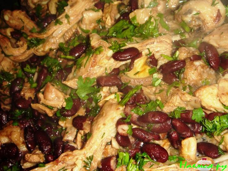 Бараньи ребрышки с фасолью