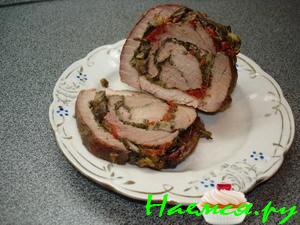 Мясной рулет с ароматными специями