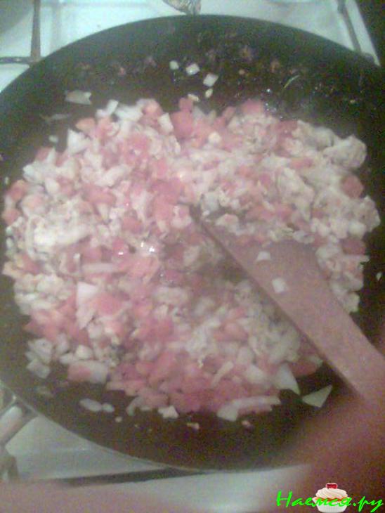 Жареный рис с овощами