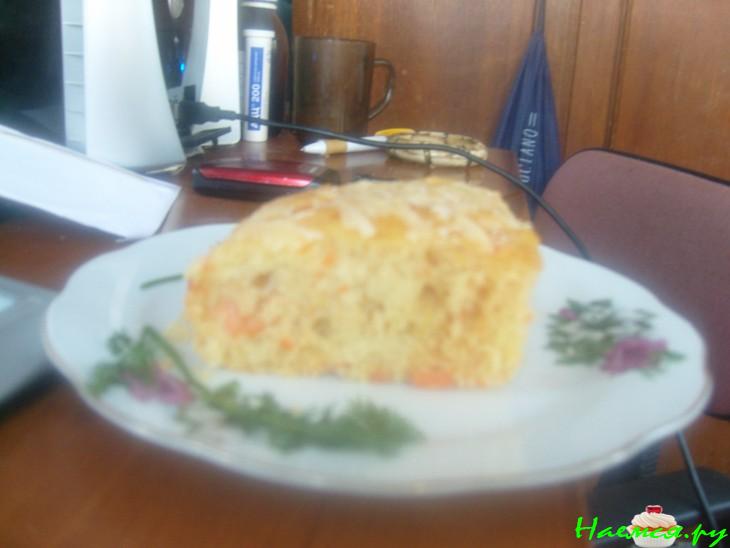 Пирог с рыбой и сыром