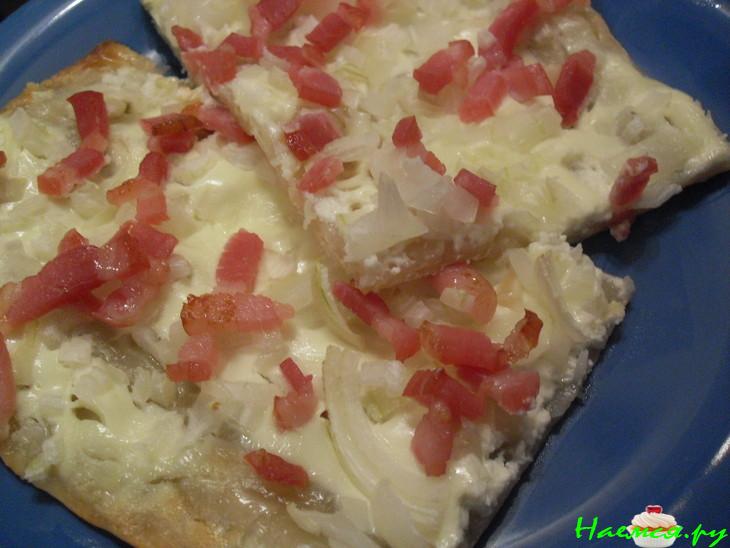 Пламенный пирог (Flammkuchen)