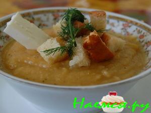 Суп пюре из красной чечевицы с чесноком