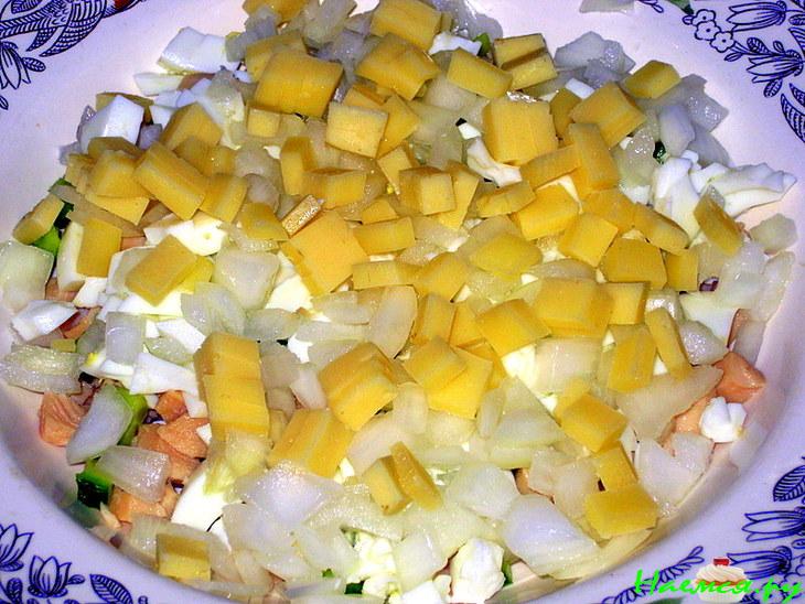 Салатик с кальмарами для души