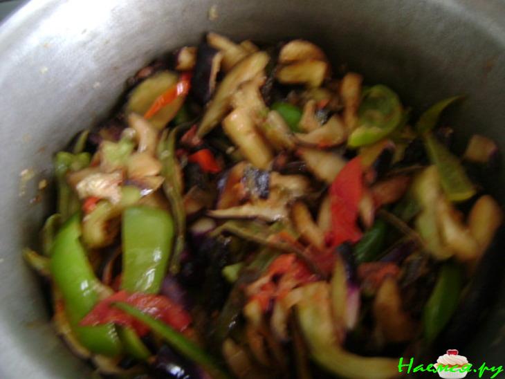 Баклажаны по-корейски с болгарским перцем