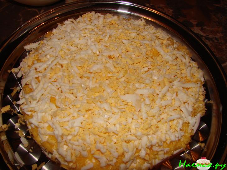 Торт "Закусочный" с лососем и творогом