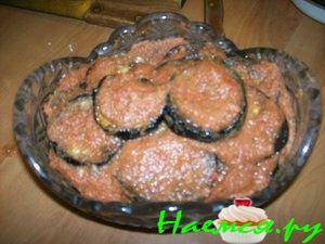 Салат из баклажан в томатном соусе