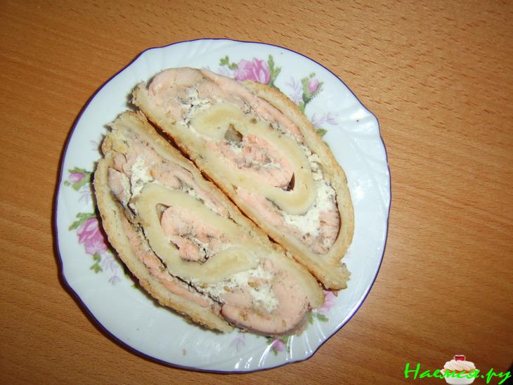 Пирог-рулет с рыбой Пирог-рулет с рыбой