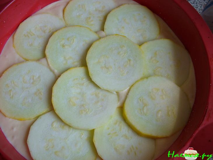 Очень нежный мясной пирог с кабачком (быстрого приготовления)