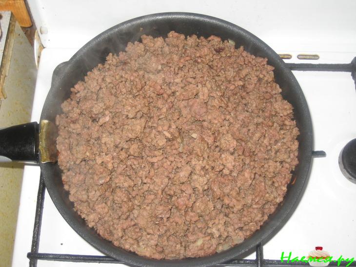 Запеканка капустная с фаршем в тесте