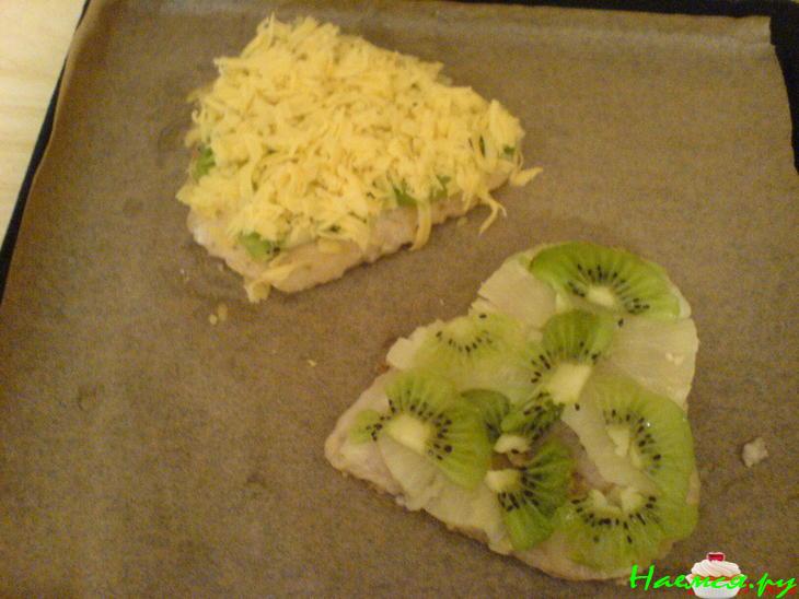 Сом с фруктами