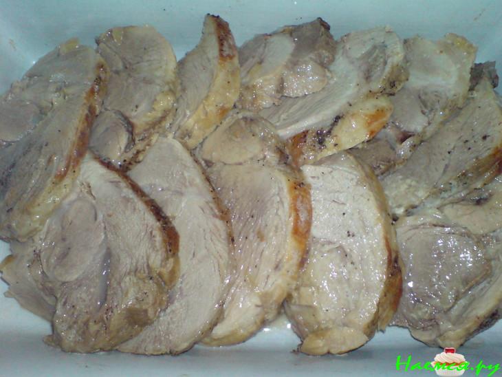 Тушенное мясо (свиная грудинка)